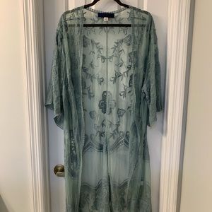 Green lace kimono